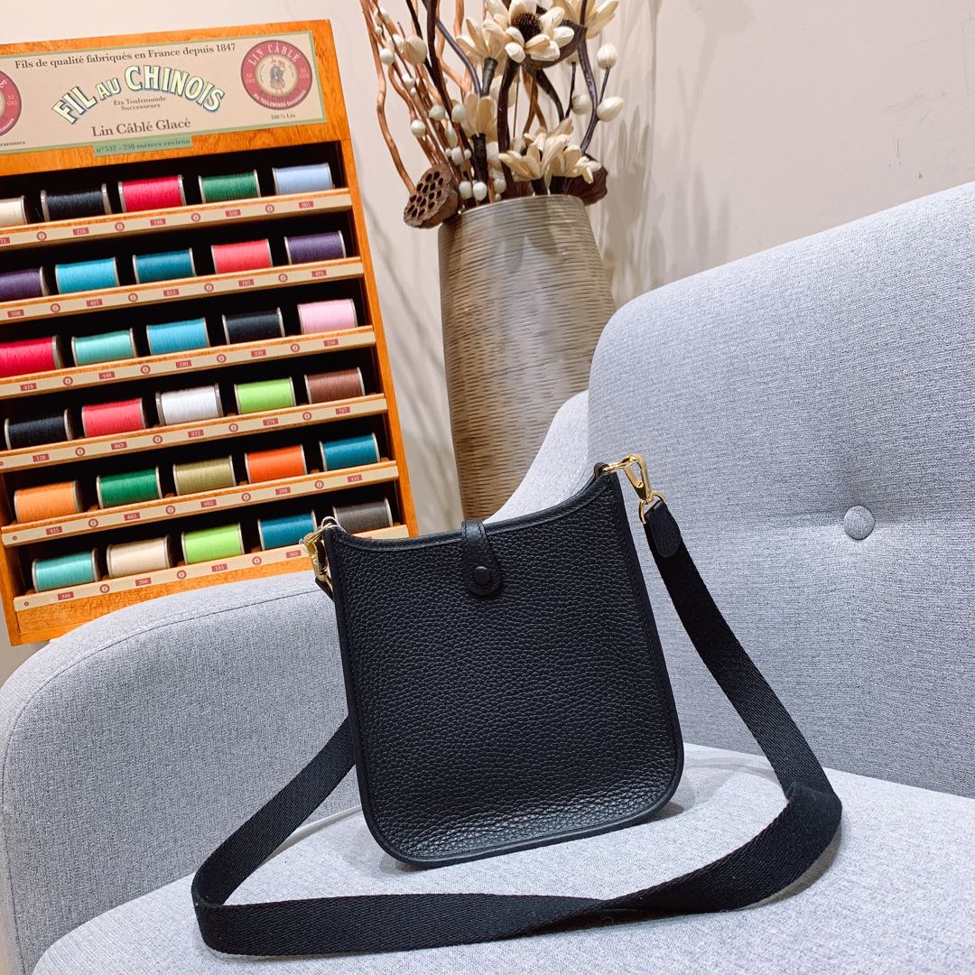 에르메스 미니 에블린16 블랙 금장 끌레망스 가죽